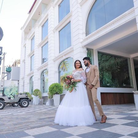 Arena Hotel เบอร์อูวาลา ภายนอก รูปภาพ